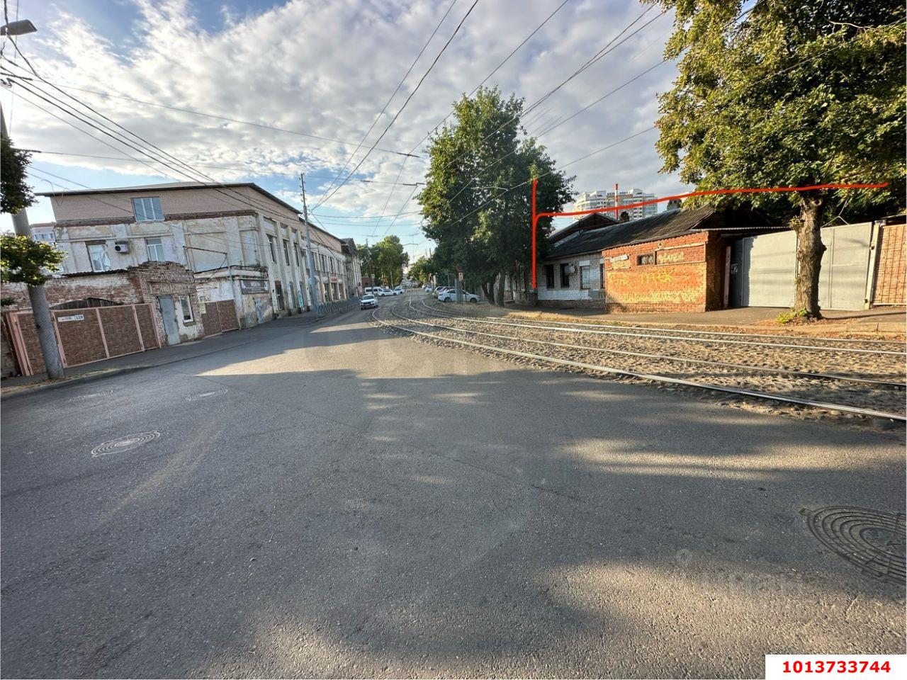 Фото №1: Дом 105&nbsp;м² + 4.92&nbsp;сот., 1&nbsp;эт. - Краснодар, Центральный внутригородской округ, мкр. Центральный, ул. Гоголя, 142