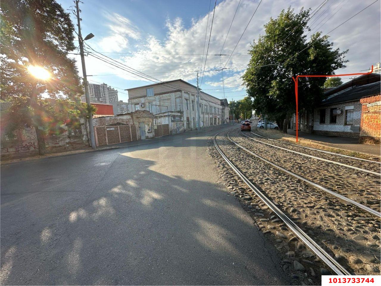Фото №2: Дом 105&nbsp;м² + 4.92&nbsp;сот., 1&nbsp;эт. - Краснодар, Центральный внутригородской округ, мкр. Центральный, ул. Гоголя, 142