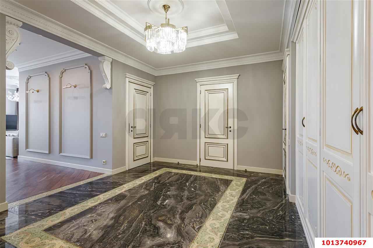 Фото №37: 3-комнатная квартира 150&nbsp;м², 11/22&nbsp;эт. - Краснодар, Западный внутригородской округ, мкр. Центральный, ул. Кубанская набережная, 37