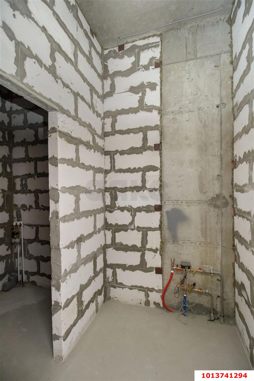 Фото №4: Торговое помещение 40&nbsp;м², 1/9&nbsp;эт. - Краснодар, Прикубанский внутригородской округ, мкр. жилой комплекс Новые Сезоны, ул. Скандинавская, 1