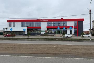 Фото №1: Торговое помещение 1900 м², 2/2 эт. - Яблоновский, ул. Дорожная, 111А