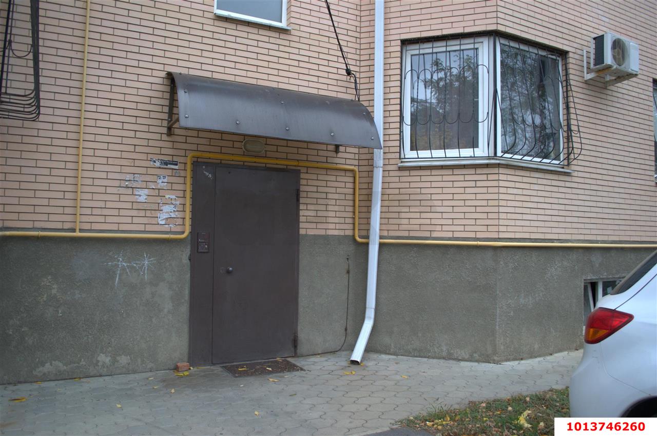 Фото №1: Студия 42&nbsp;м², -1/5&nbsp;эт. - Краснодар, Центральный внутригородской округ, Покровка, мкр. Центральный, ул. Володарского, 10В