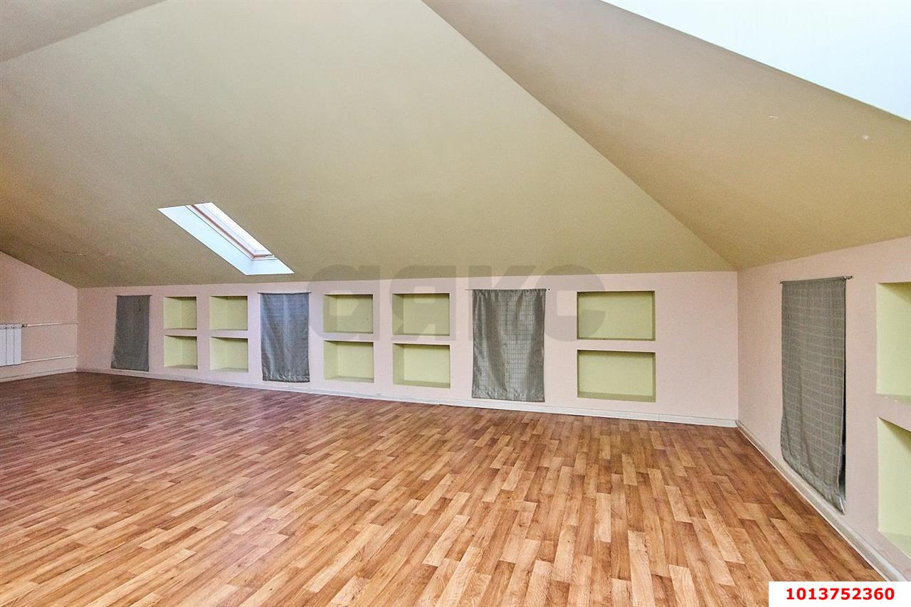 Фото №9: 2-комнатная квартира 100&nbsp;м², 4/4&nbsp;эт. - Краснодар, Прикубанский внутригородской округ, мкр. Музыкальный, ул. им. Хаджинова М.И., 21