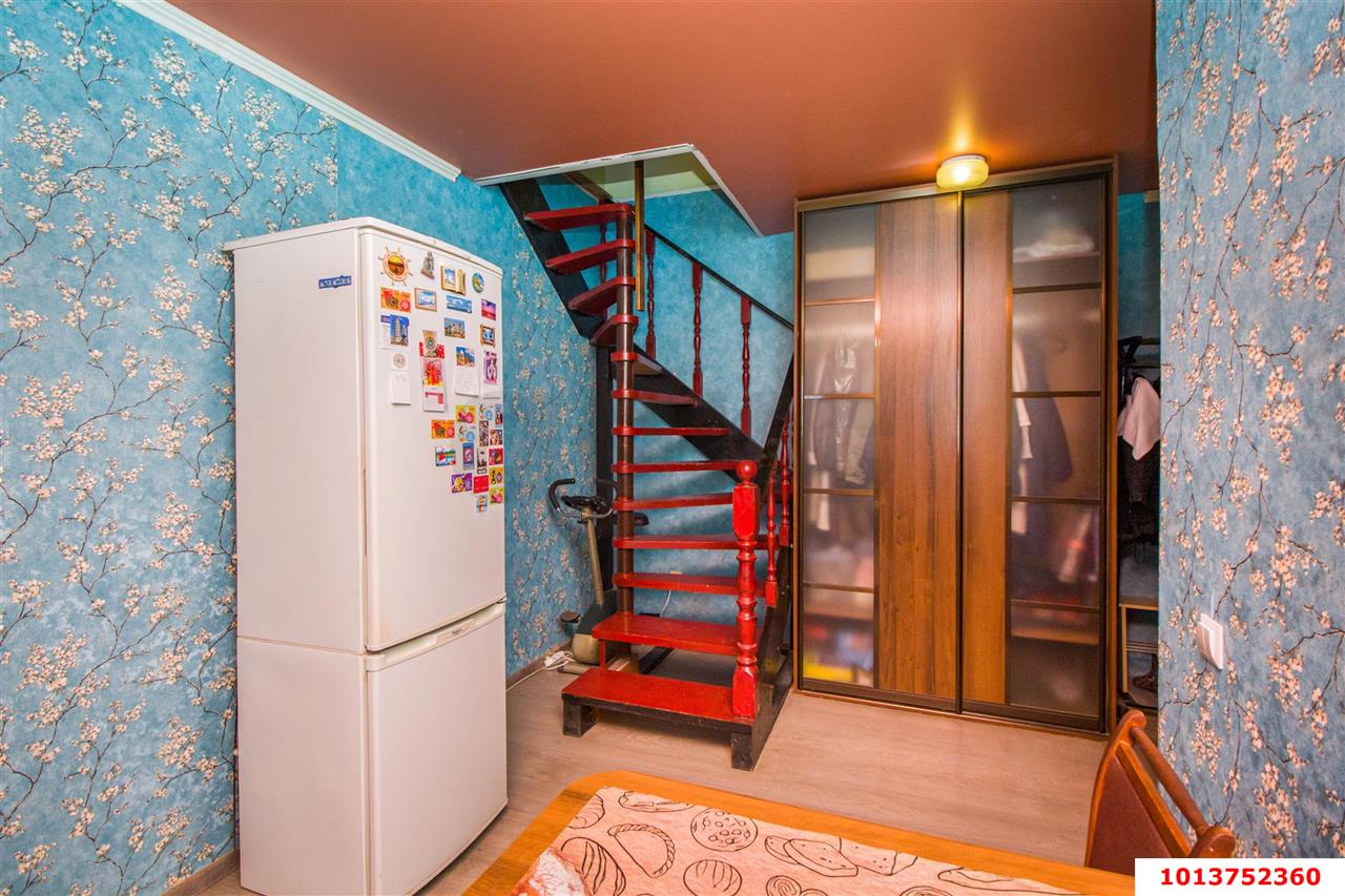 Фото №8: 2-комнатная квартира 100&nbsp;м², 4/4&nbsp;эт. - Краснодар, Прикубанский внутригородской округ, мкр. Музыкальный, ул. им. Хаджинова М.И., 21