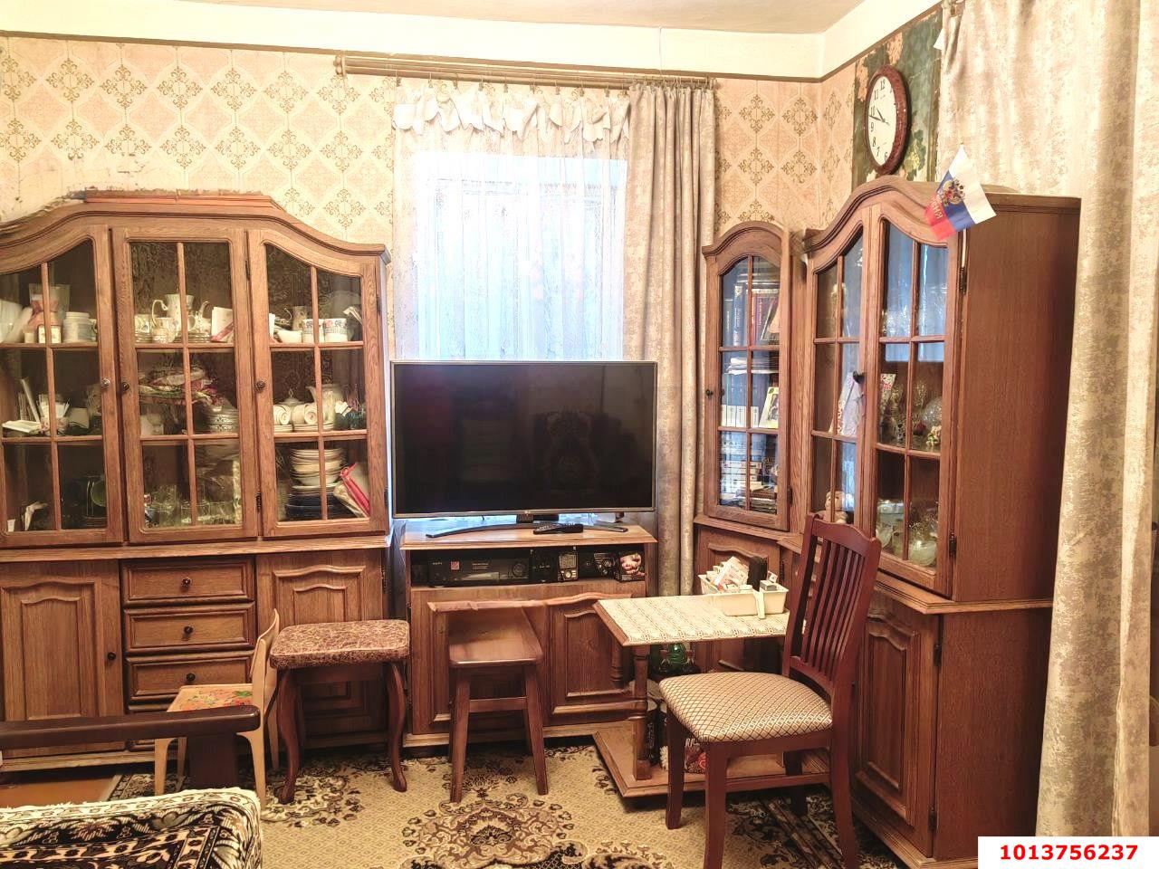 Фото №6: 2-комнатная квартира 39&nbsp;м², 1/1&nbsp;эт. - Краснодар, Центральный внутригородской округ, мкр. Центральный, ул. Коммунаров, 110