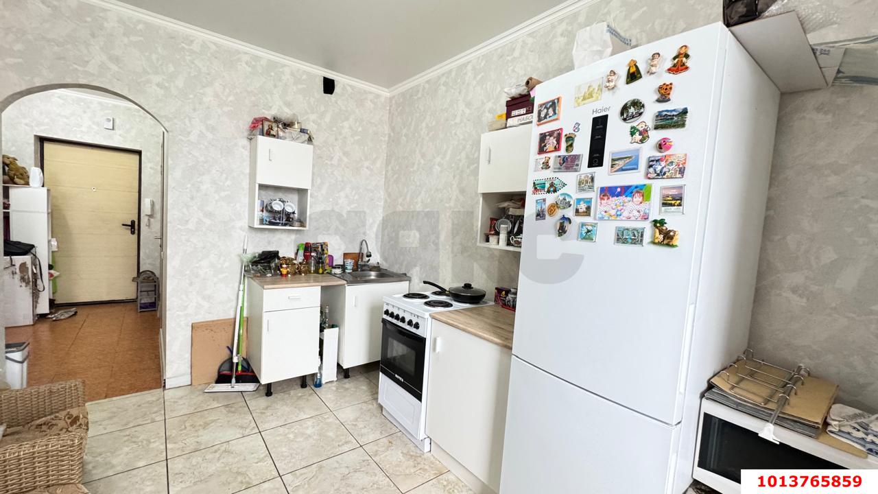 Фото №3: 1-комнатная квартира 36&nbsp;м², 9/17&nbsp;эт. - Краснодар, Прикубанский внутригородской округ, Музыкальный, ЖК Акварели, мкр. имени Петра Метальникова, ул. Петра Метальникова, 3/1к1