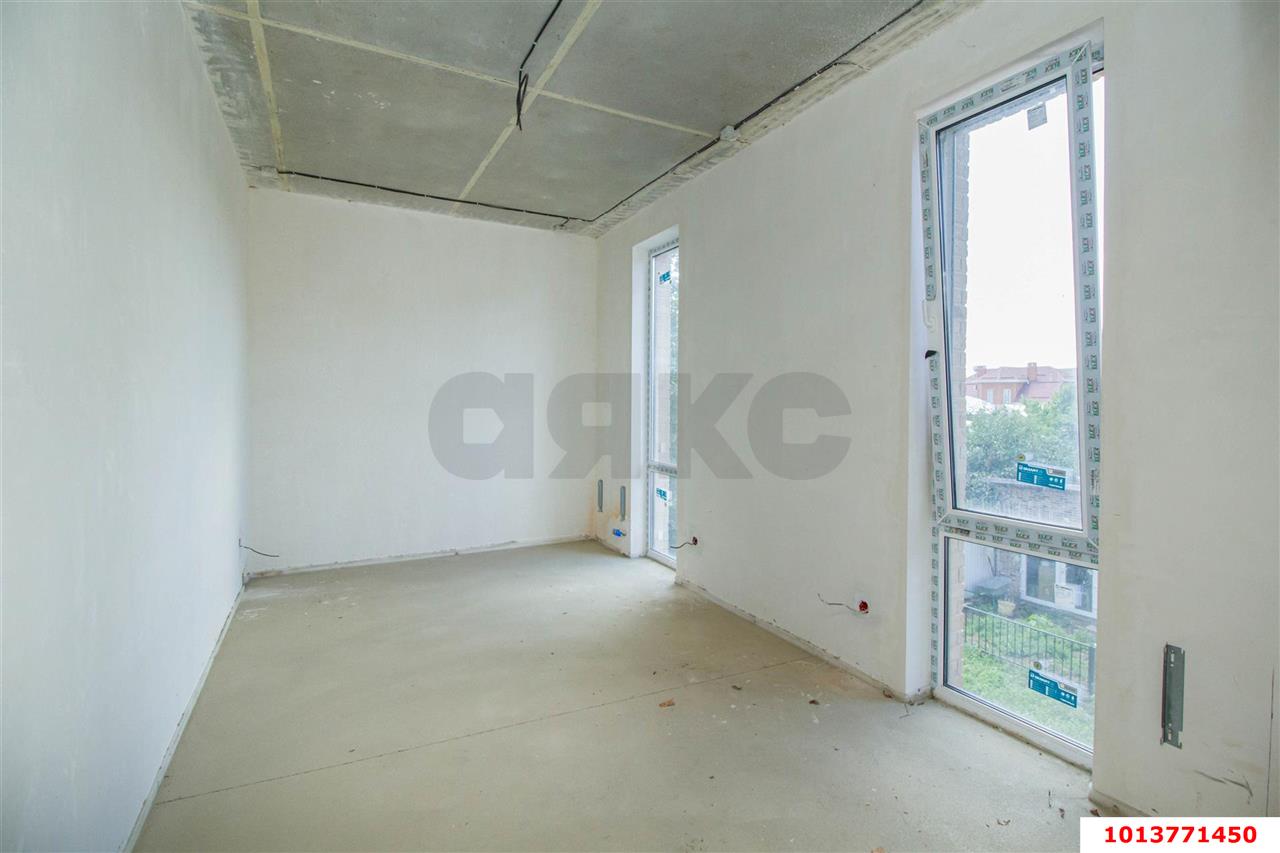 Фото №8: Дом 127&nbsp;м² + 4.5&nbsp;сот., 2&nbsp;эт. - Краснодар, Прикубанский внутригородской округ, мкр. КП Николино Парк, пр-д Лётчика Маресьева, 11