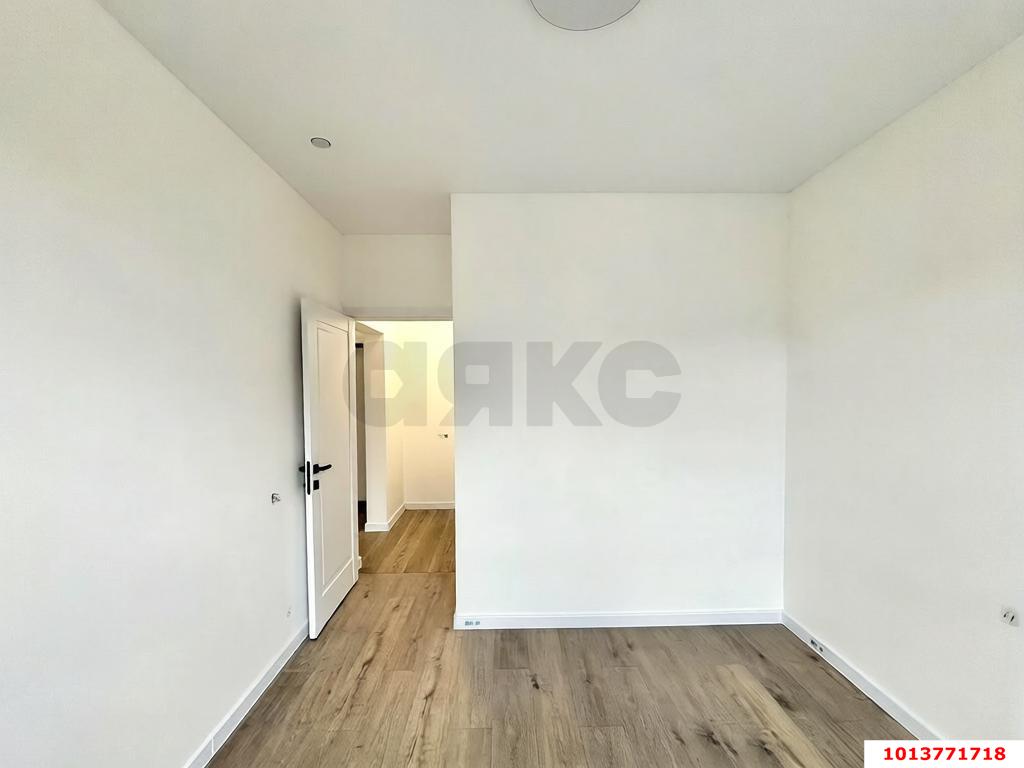 Фото №6: 2-комнатная квартира 57&nbsp;м², 8/9&nbsp;эт. - Краснодар, Прикубанский внутригородской округ, мкр. жилой комплекс Спортивная Деревня, ул. имени Генерала Корнилова, 14