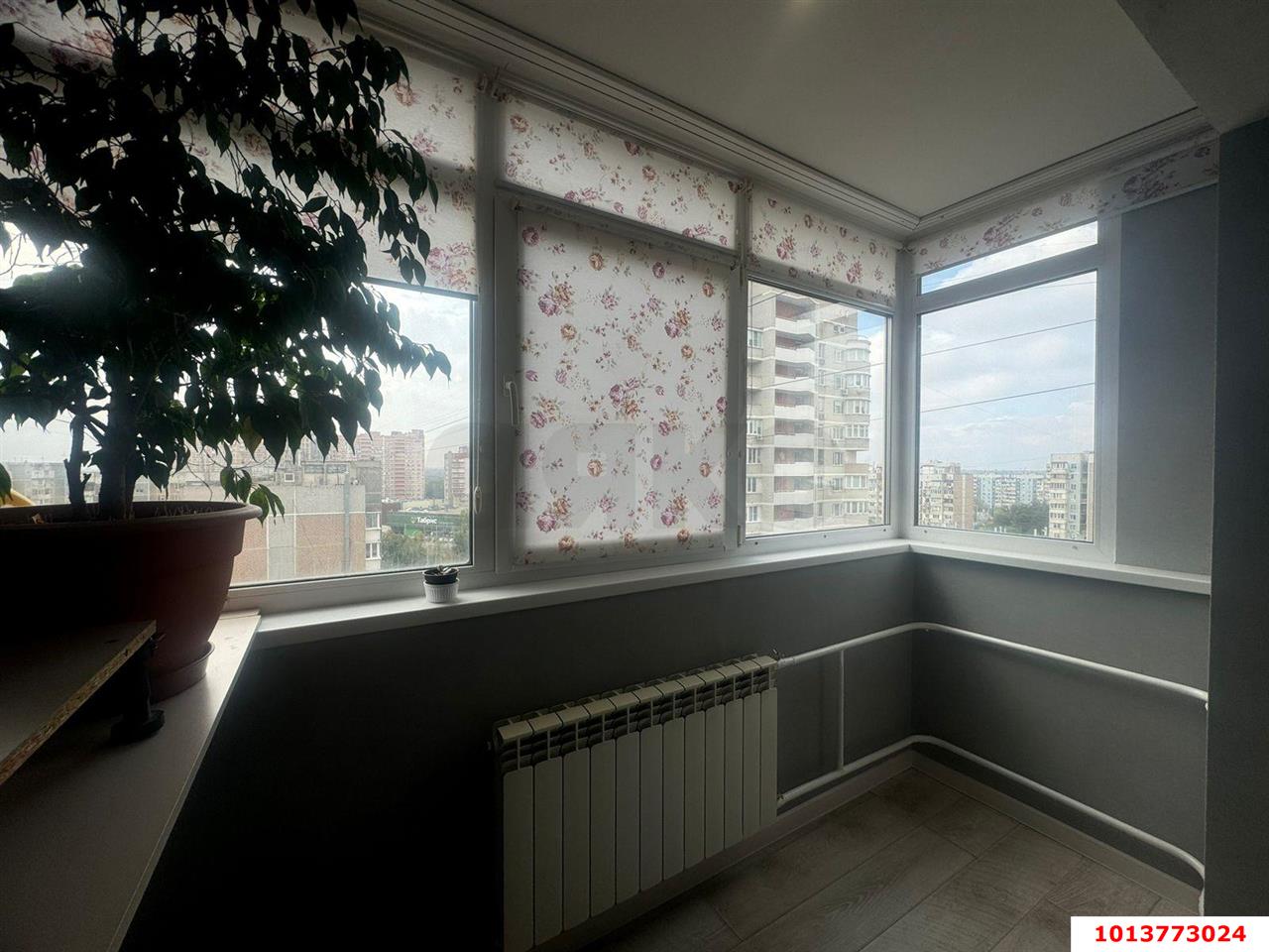 Фото №8: 3-комнатная квартира 71&nbsp;м², 12/12&nbsp;эт. - Краснодар, Западный внутригородской округ, мкр. Юбилейный, пр-кт Чекистов, 12