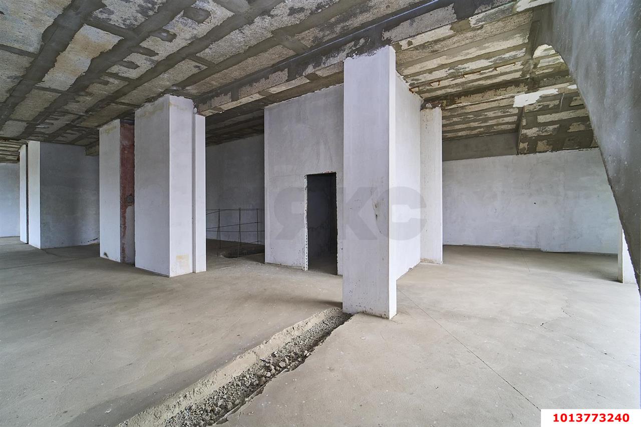 Фото №11: Пентхаус 256&nbsp;м², 20/21&nbsp;эт. - Краснодар, Прикубанский внутригородской округ, Школьный, Круглик, мкр. жилой комплекс Версаль, ул. Черниговская, 1