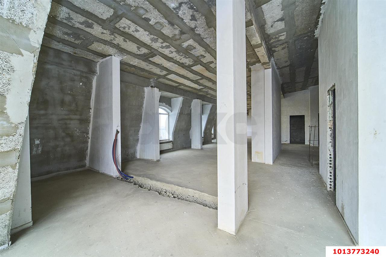 Фото №14: Пентхаус 256&nbsp;м², 20/21&nbsp;эт. - Краснодар, Прикубанский внутригородской округ, Школьный, Круглик, мкр. жилой комплекс Версаль, ул. Черниговская, 1