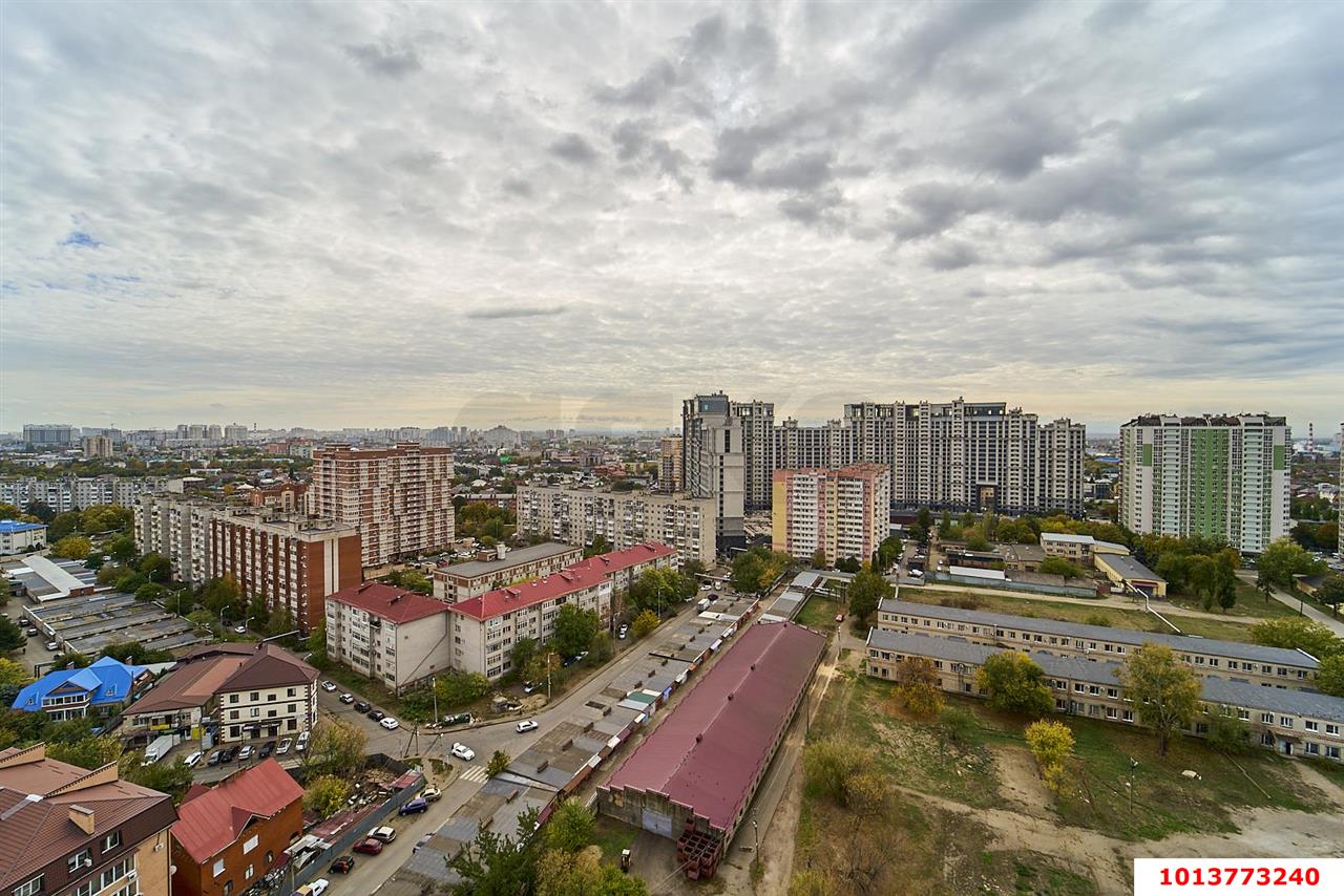 Фото №2: Пентхаус 256&nbsp;м², 20/21&nbsp;эт. - Краснодар, Прикубанский внутригородской округ, Школьный, Круглик, мкр. жилой комплекс Версаль, ул. Черниговская, 1