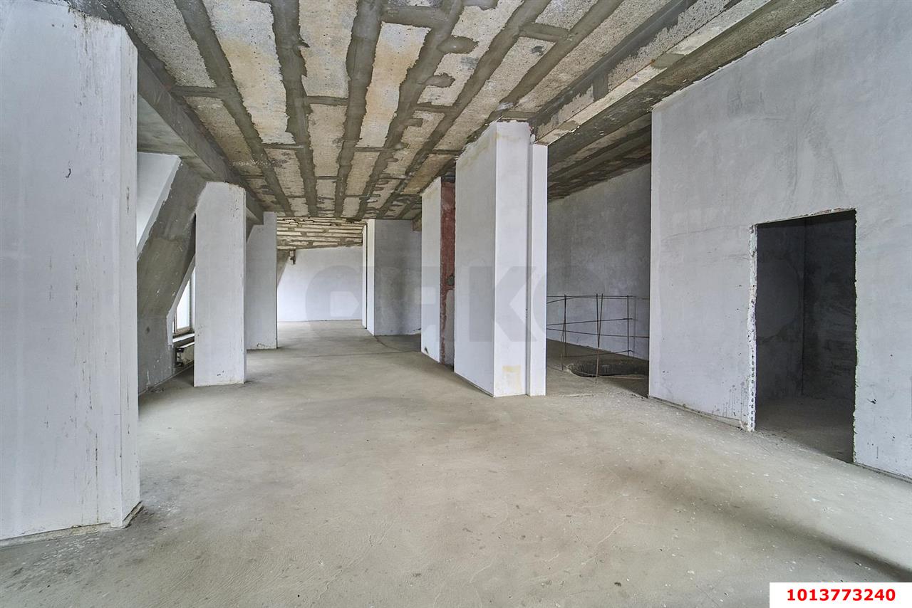 Фото №15: Пентхаус 256&nbsp;м², 20/21&nbsp;эт. - Краснодар, Прикубанский внутригородской округ, Школьный, Круглик, мкр. жилой комплекс Версаль, ул. Черниговская, 1