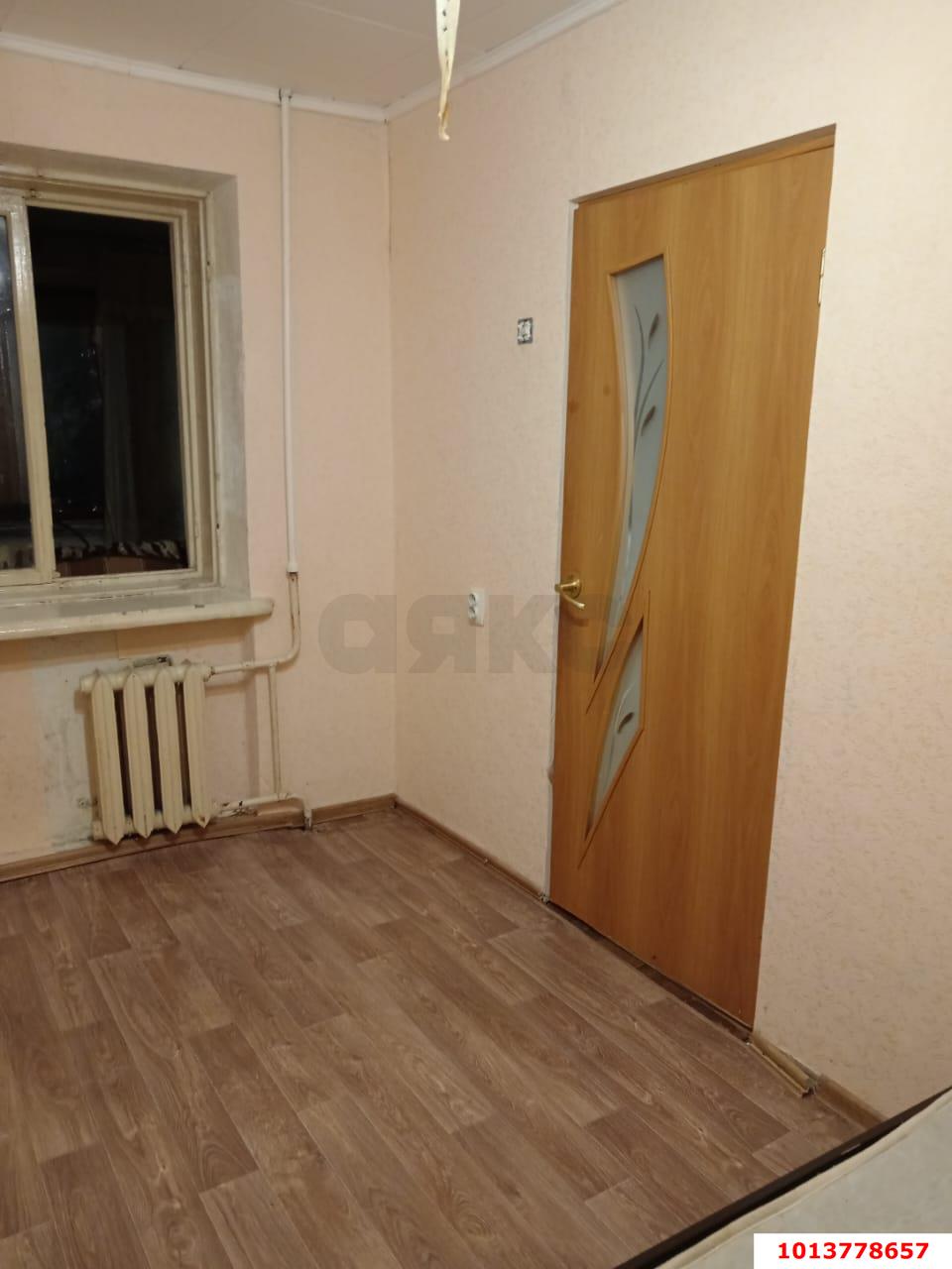 Фото №8: 3-комнатная квартира 57&nbsp;м², 1/5&nbsp;эт. - Новороссийск, р. Центральный, пр-кт Ленина, 22