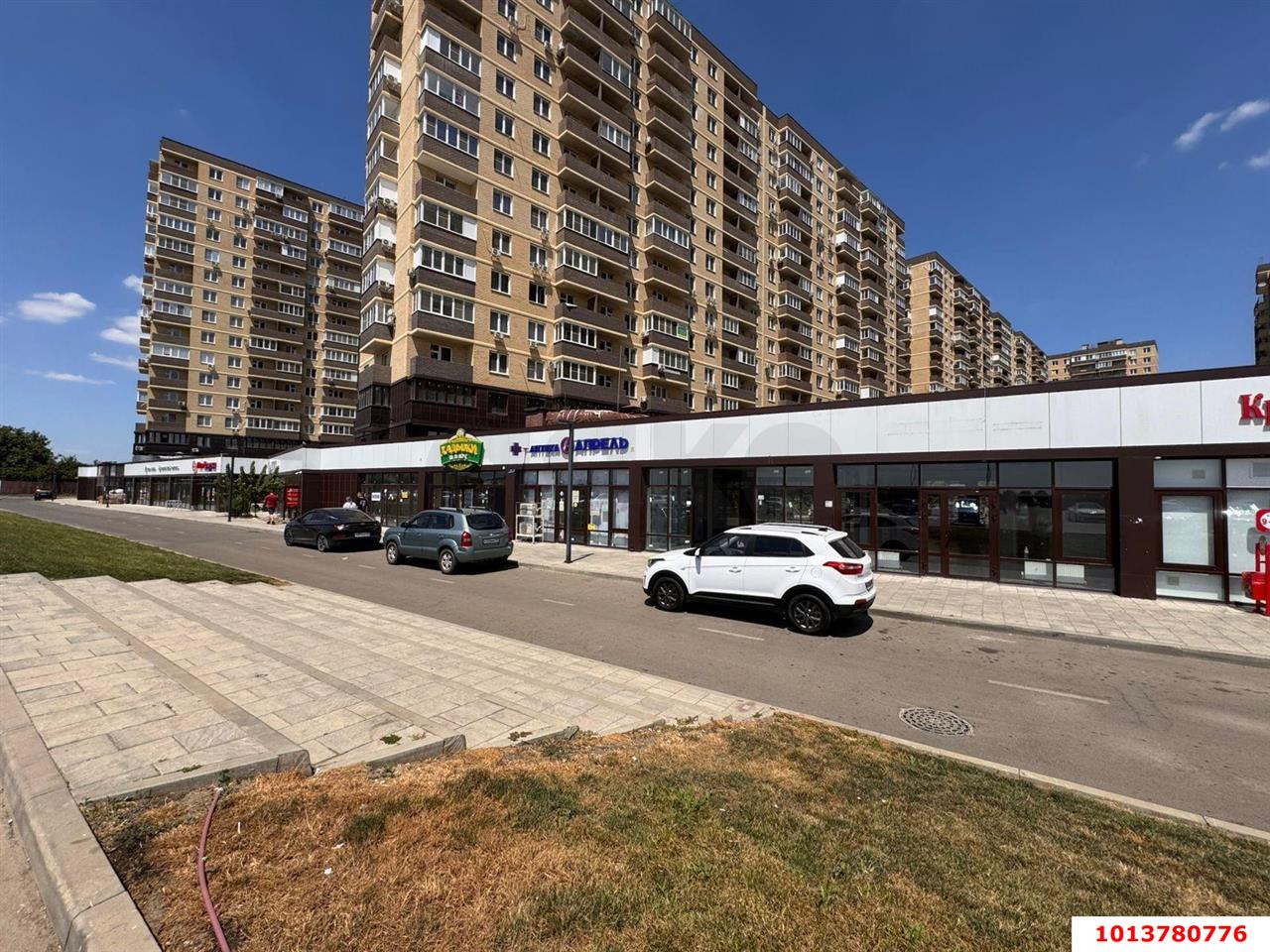 Фото №6: Торговое помещение 83&nbsp;м², 1/1&nbsp;эт. - Краснодар, Прикубанский внутригородской округ, мкр. жилой комплекс Ракурс, ул. имени Героя Ростовского, 8сБ