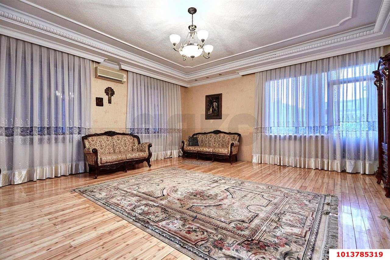 Фото №2: Дом 392&nbsp;м² + 4.9&nbsp;сот., 3&nbsp;эт. - Краснодар, Западный внутригородской округ, мкр. Фестивальный