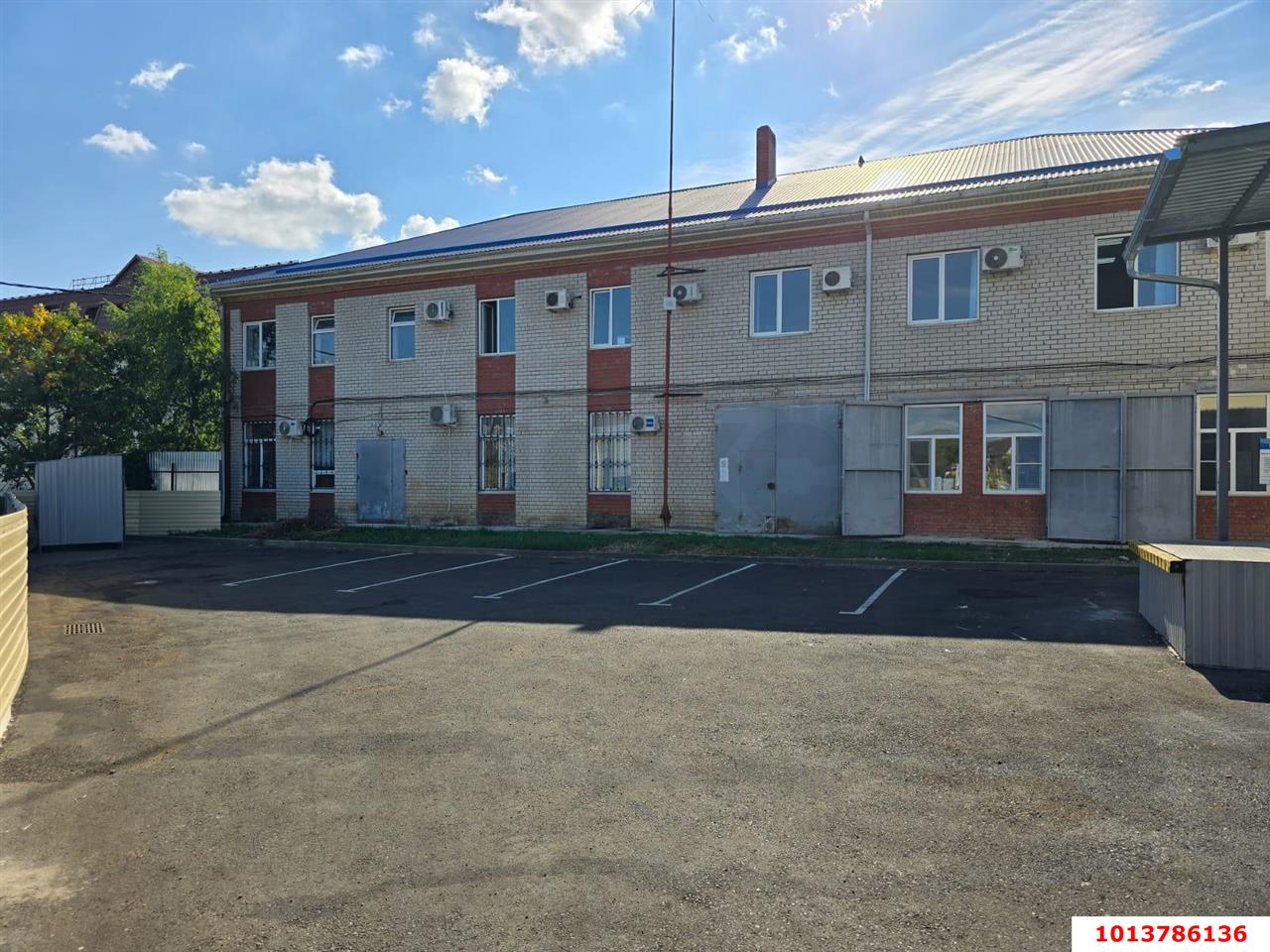 Фото №5: Отдельное здание 772&nbsp;м², 1/2&nbsp;эт. - Горячий Ключ, ул. Псекупская, 151А