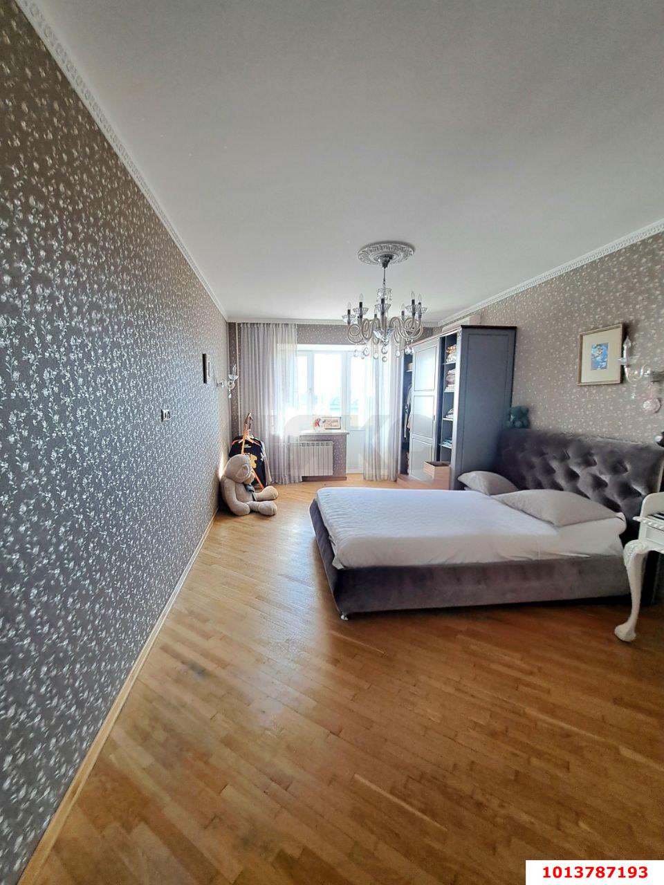 Фото №2: 3-комнатная квартира 122&nbsp;м², 5/5&nbsp;эт. - Краснодар, Центральный внутригородской округ, мкр. Табачная Фабрика, ул. Ипподромная, 53/1