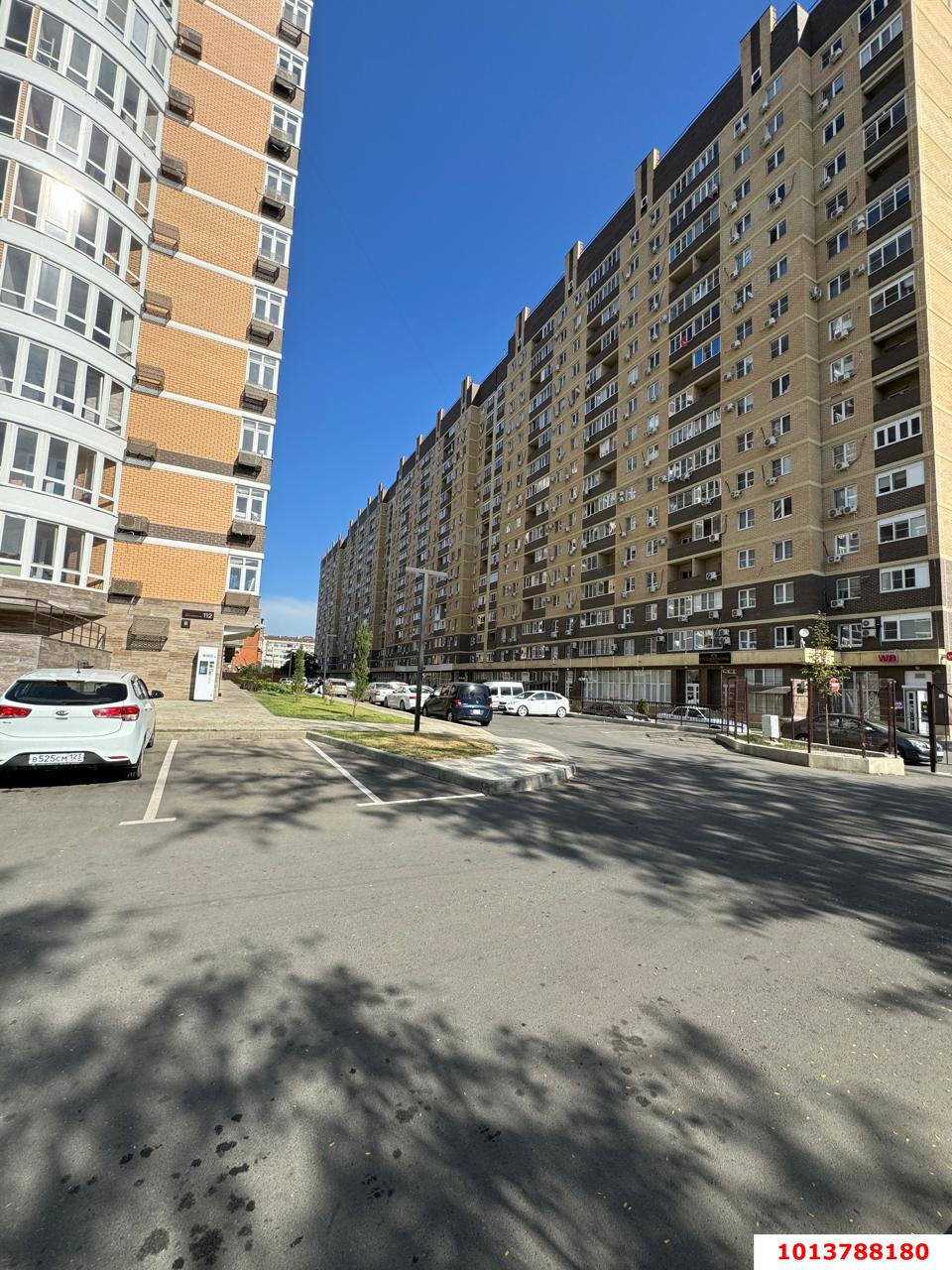 Фото №1: Торговое помещение 50&nbsp;м², 1/16&nbsp;эт. - Краснодар, Прикубанский внутригородской округ, Музыкальный, мкр. ЖК Притяжение, ул. Московская, 118к1