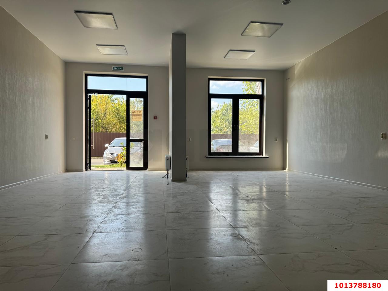 Фото №3: Торговое помещение 50&nbsp;м², 1/16&nbsp;эт. - Краснодар, Прикубанский внутригородской округ, Музыкальный, мкр. ЖК Притяжение, ул. Московская, 118к1