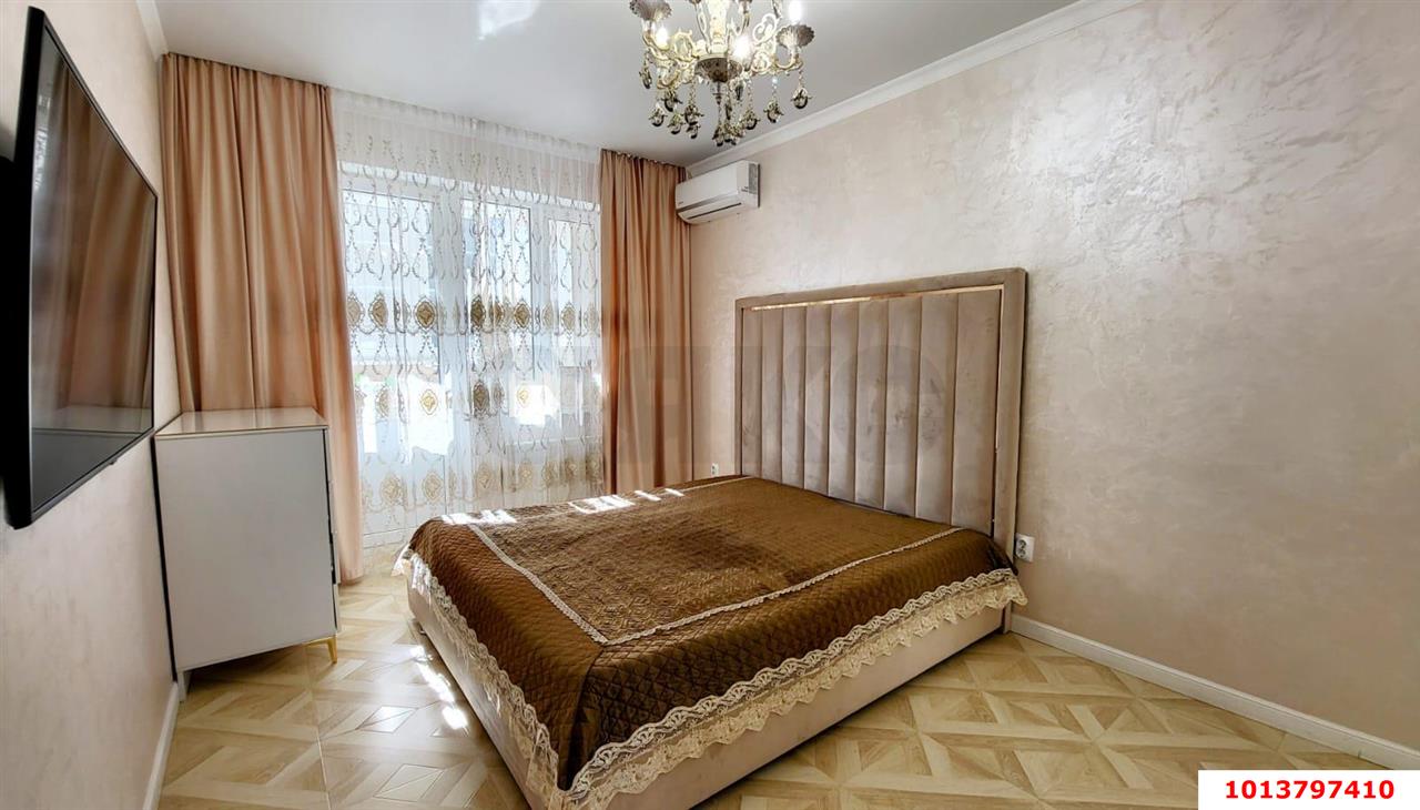 Фото №3: 2-комнатная квартира 70&nbsp;м², 10/15&nbsp;эт. - Краснодар, Прикубанский внутригородской округ, мкр. имени Петра Метальникова, ул. Григория Пономаренко, 43