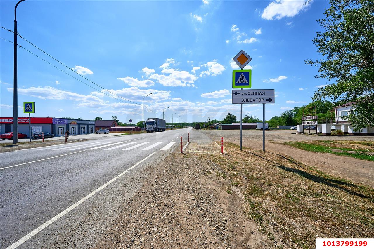 Фото №4: Торговое помещение 34&nbsp;м², 1/1&nbsp;эт. - Новоминская, пер. Запорожский, 15А