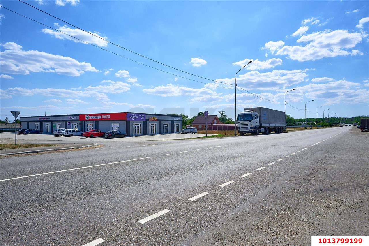 Фото №3: Торговое помещение 34&nbsp;м², 1/1&nbsp;эт. - Новоминская, пер. Запорожский, 15А