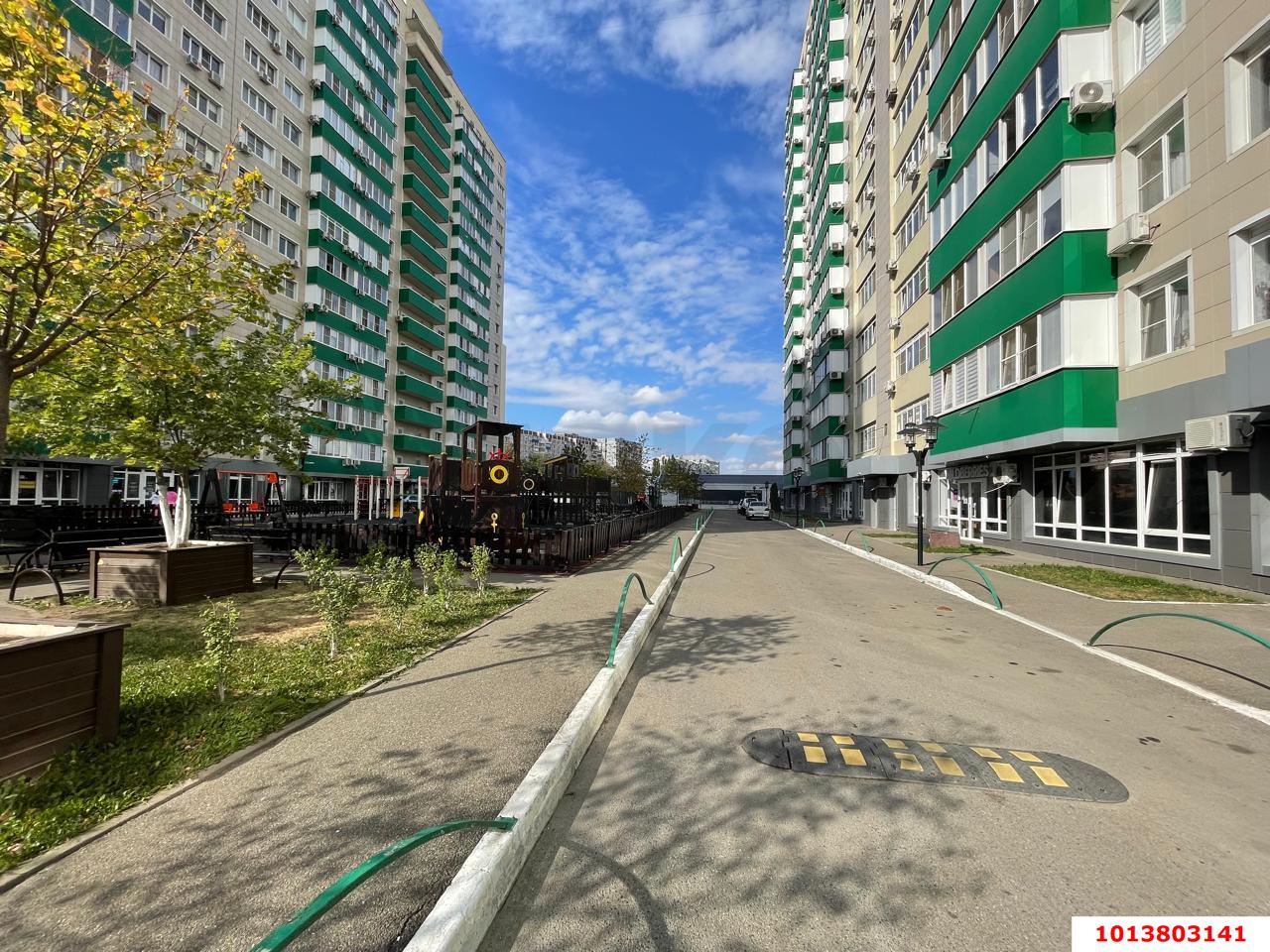Фото №7: Торговое помещение 45&nbsp;м², 1/16&nbsp;эт. - Краснодар, Карасунский внутригородской округ, ЖК Грин Парк, мкр. Участок № 35, ул. имени Дмитрия Благоева, 29к1