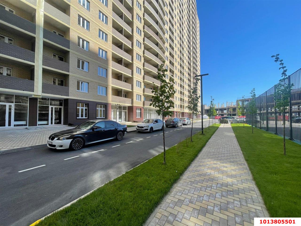 Фото №7: Торговое помещение 41&nbsp;м², 1/25&nbsp;эт. - Краснодар, Прикубанский внутригородской округ, ЖК Лучший, мкр. имени Петра Метальникова, ул. Петра Метальникова, 36