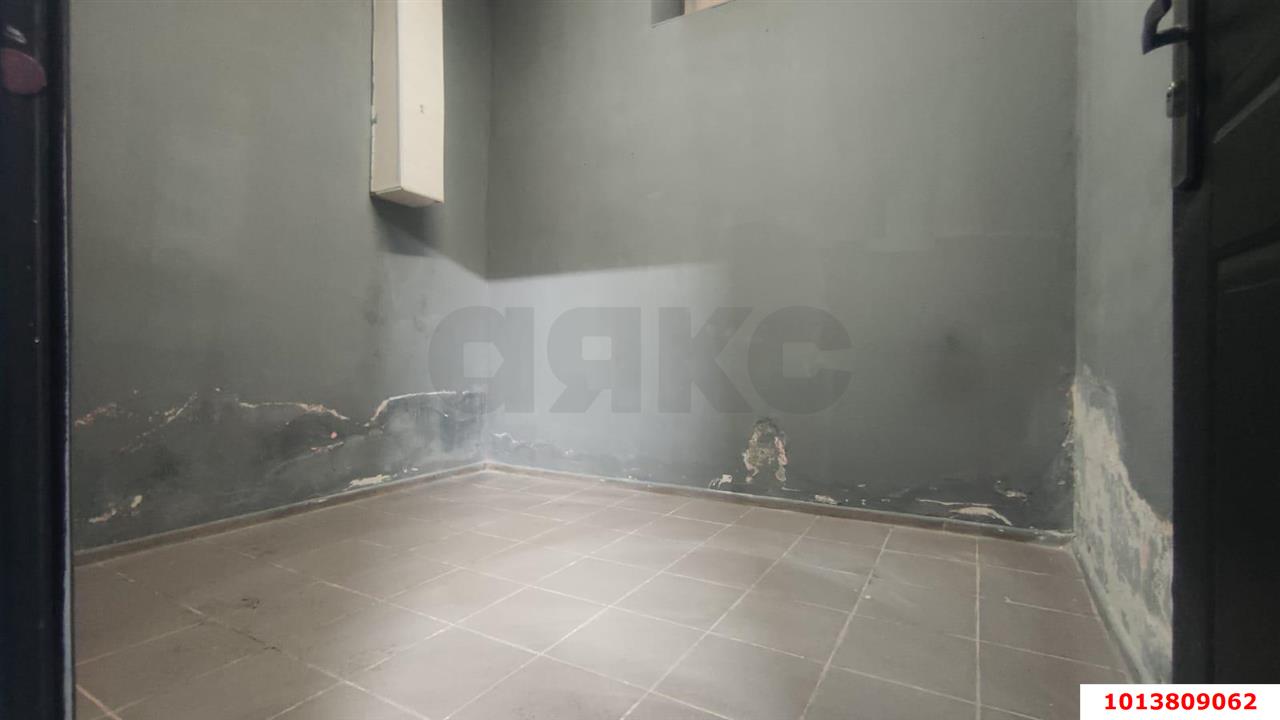 Фото №6: Торговое помещение 90&nbsp;м², 6&nbsp;эт. - Краснодар, Прикубанский внутригородской округ, ЖК Культурный, мкр. Музыкальный, ул. имени Сергея Есенина, 82
