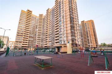 Фото №1: 3-комнатная квартира 101 м², 8/20 эт. - Краснодар, мкр. Центральный, ул. Октябрьская, 181/2