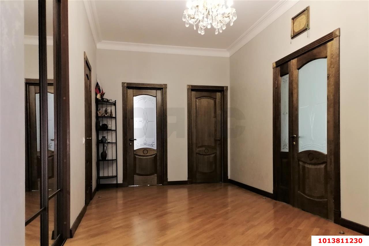 Фото №6: 3-комнатная квартира 101&nbsp;м², 8/20&nbsp;эт. - Краснодар, Западный внутригородской округ, ЖК Октябрьский, мкр. Центральный, ул. Октябрьская, 181/2