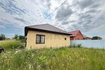 Фото №1: Дом 81 м² + 10 сот., 1 эт. - Берёзовый, мкр. СНТ Витаминовец, ул. Персиковая, 11