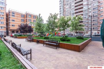 Фото №1: 1-комнатная квартира 37 м², 5/24 эт. - Краснодар, мкр. ЖК Москва, ул. Российская, 79/3к2