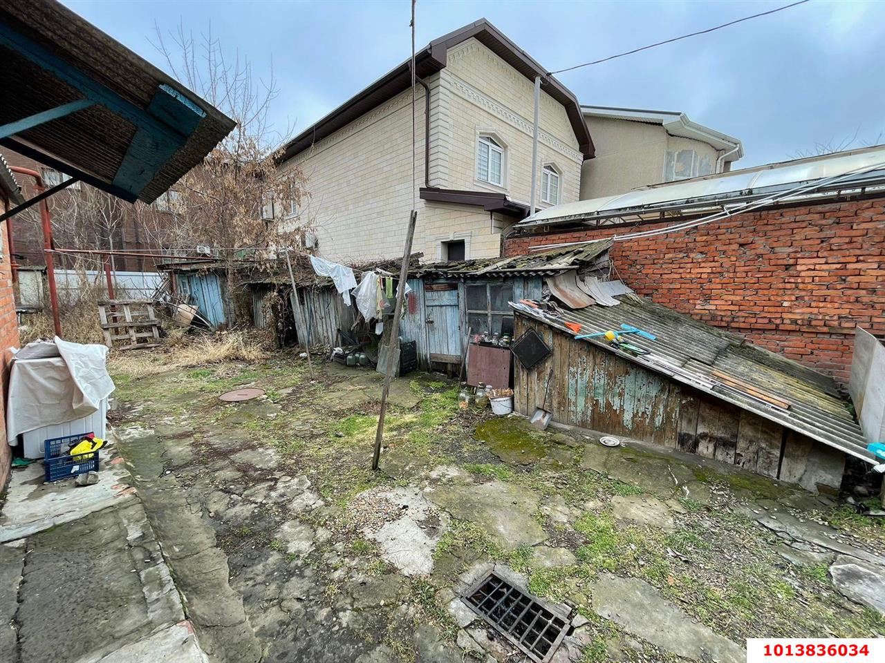Фото №2: Дом 73&nbsp;м² + 1&nbsp;сот., 1&nbsp;эт. - Краснодар, Центральный внутригородской округ, Покровка, мкр. Центральный, ул. Корницкого, 46