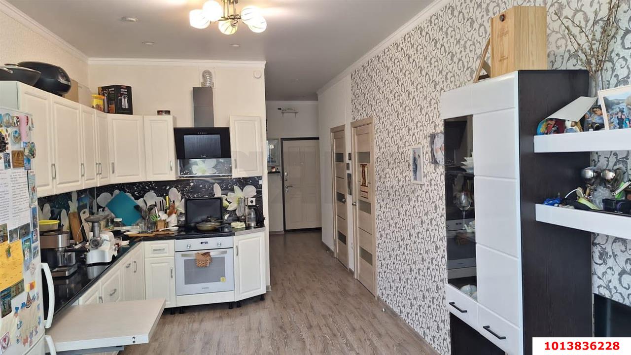 Фото №1: 2-комнатная квартира 47&nbsp;м², 2/21&nbsp;эт. - Краснодар, Центральный внутригородской округ, Дубинка, жилой комплекс Радонеж, мкр. Черёмушки