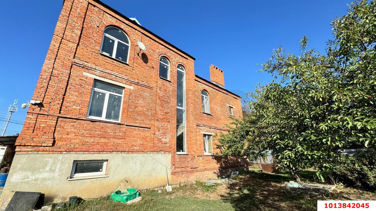 Фото №2: Дом 264&nbsp;м² + 13.11&nbsp;сот., 3&nbsp;эт. - Дорожник, мкр. Прикубанский внутригородской округ, ул. Яблоневая, 11