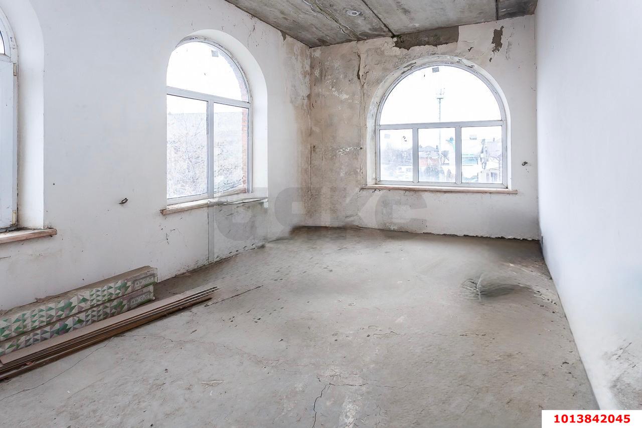 Фото №10: Дом 264&nbsp;м² + 13.11&nbsp;сот., 3&nbsp;эт. - Дорожник, мкр. Прикубанский внутригородской округ, ул. Яблоневая, 11