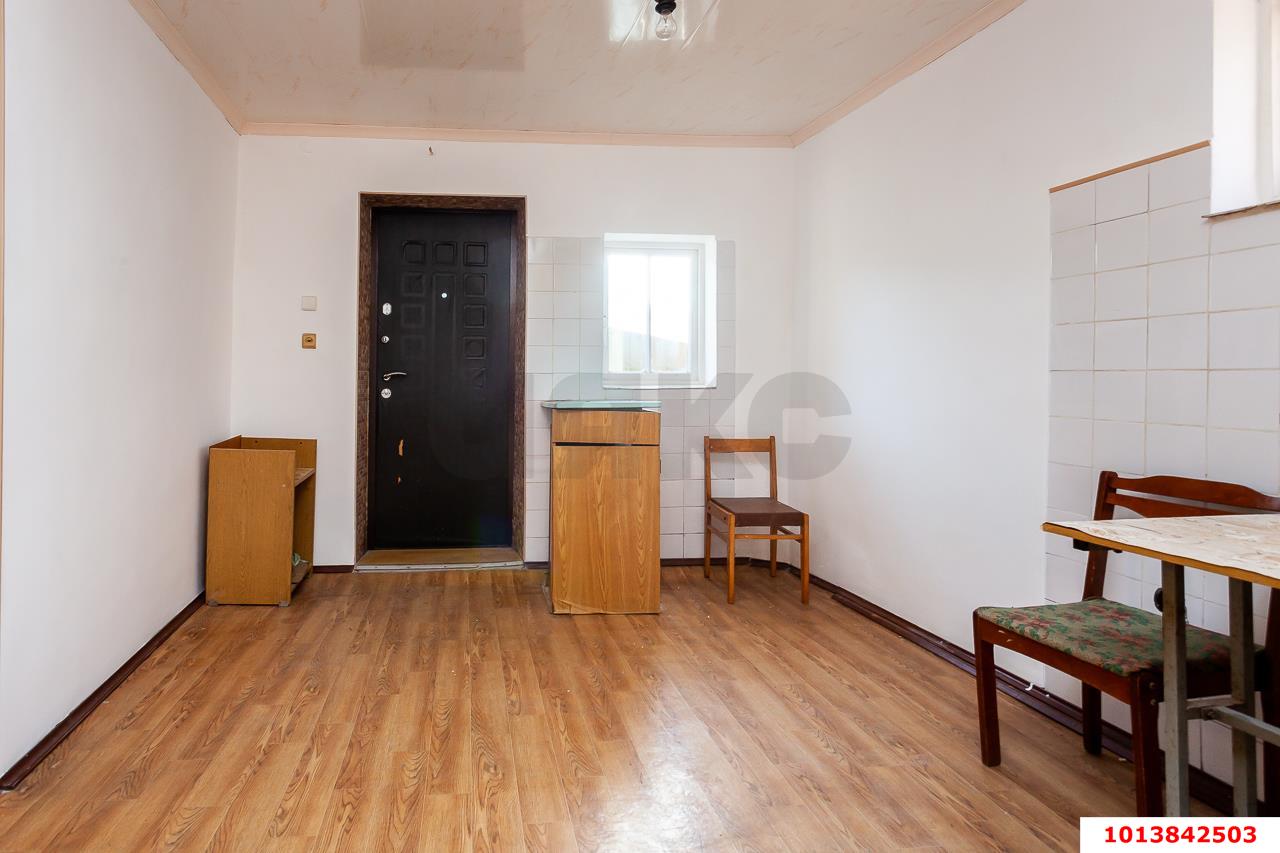 Фото №6: Часть дома 38&nbsp;м² + 2&nbsp;сот., 1&nbsp;эт. - Краснодар, Центральный внутригородской округ, мкр. Центральный, ул. Коммунаров, 228