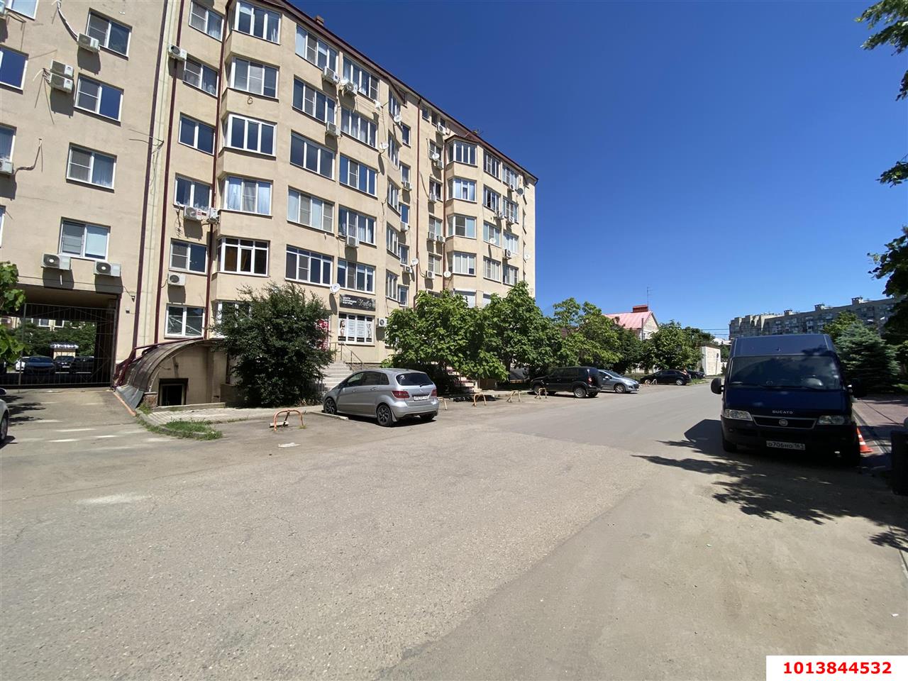 Фото №7: Торговое помещение 66&nbsp;м², 1/8&nbsp;эт. - Краснодар, Прикубанский внутригородской округ, Фестивальный, мкр. Солнечный, пр-кт Константина Образцова, 7
