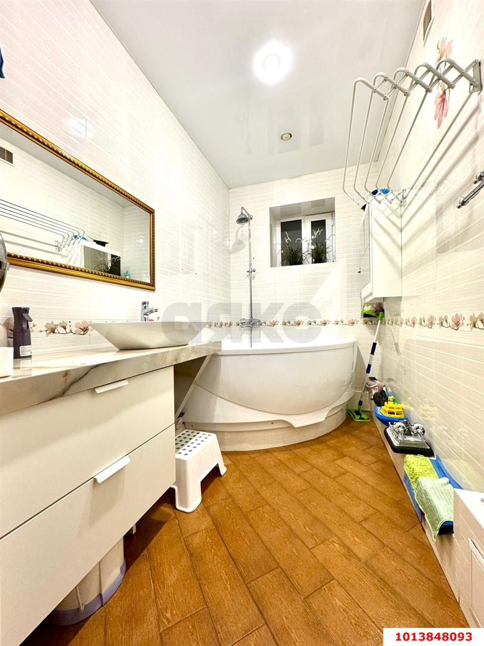 Фото №32: 5+-комнатная квартира 200&nbsp;м², 3/4&nbsp;эт. - Краснодар, Центральный внутригородской округ, мкр. Дубинка, ул. Ставропольская, 178