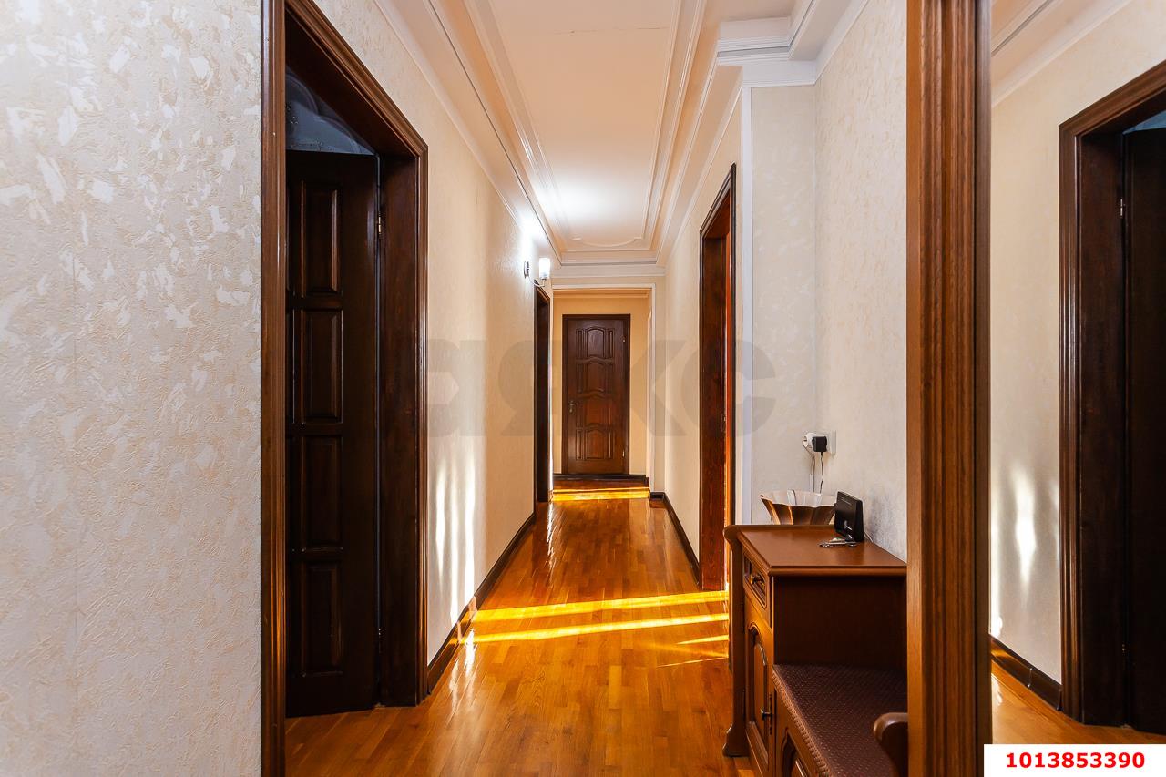 Фото №15: 4-комнатная квартира 87&nbsp;м², 4/14&nbsp;эт. - Краснодар, Западный внутригородской округ, мкр. Юбилейный, б-р Платановый, 10