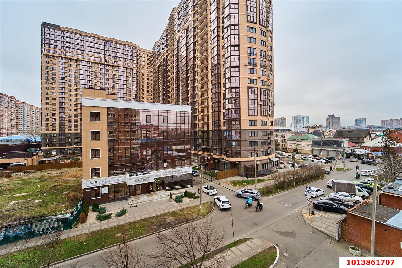 Фото №11: 2-комнатная квартира 77&nbsp;м², 4/16&nbsp;эт. - Краснодар, Западный внутригородской округ, мкр. Фестивальный, ул. Монтажников, 14/1