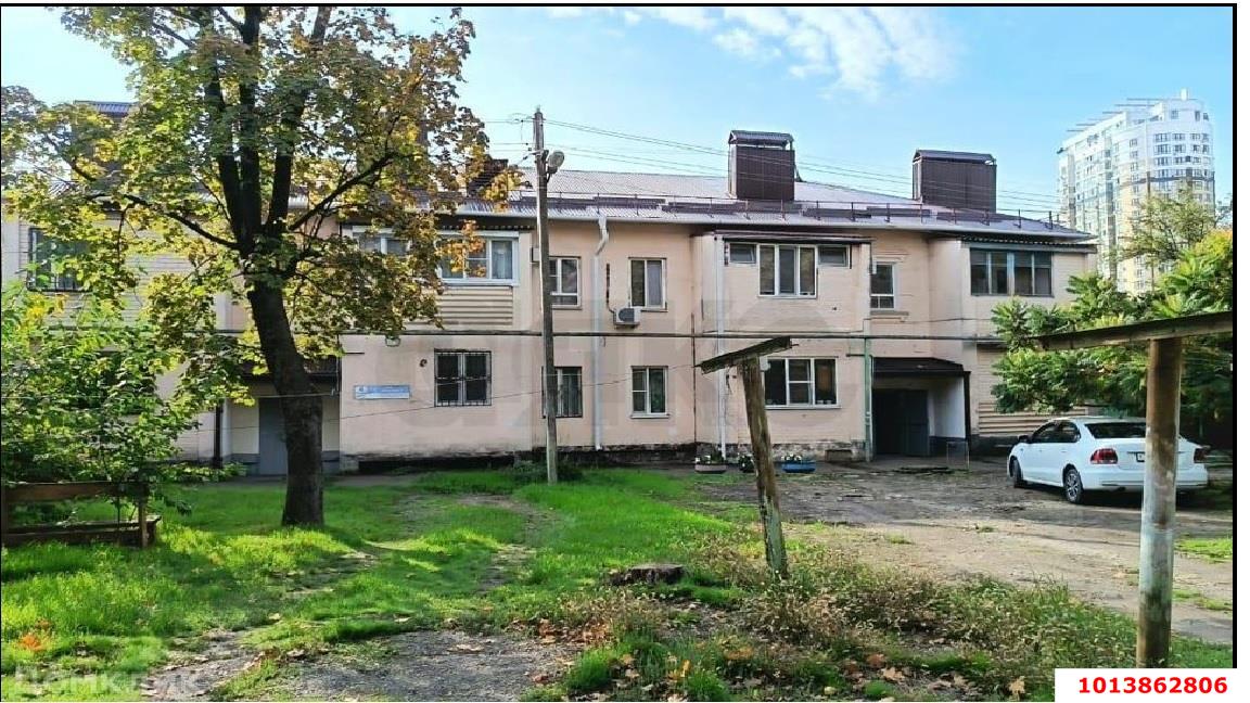Фото №1: 2-комнатная квартира 45&nbsp;м², 1/2&nbsp;эт. - Краснодар, Карасунский внутригородской округ, мкр. Хлопчато-бумажный Комбинат, ул. Лизы Чайкиной, 5