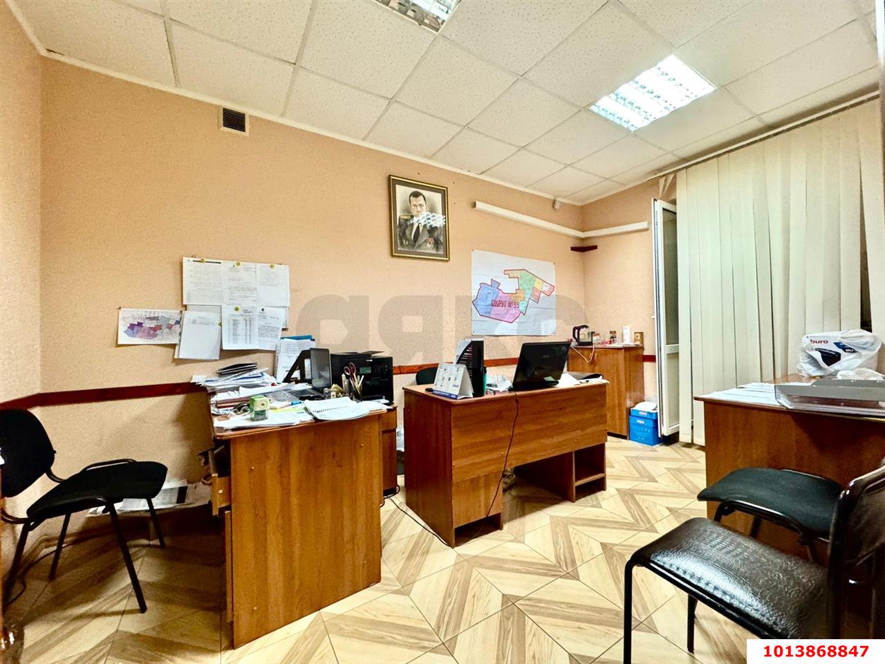 Фото №3: Офисное помещение 46&nbsp;м², 1/4&nbsp;эт. - Краснодар, Центральный внутригородской округ, мкр. Дубинка, ул. Ставропольская, 178