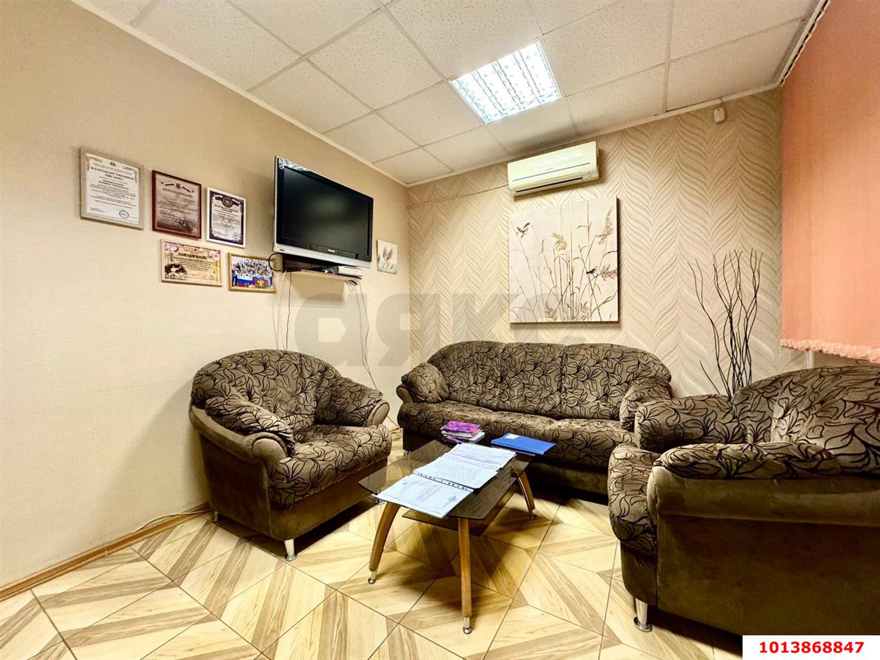 Фото №6: Офисное помещение 46&nbsp;м², 1/4&nbsp;эт. - Краснодар, Центральный внутригородской округ, мкр. Дубинка, ул. Ставропольская, 178