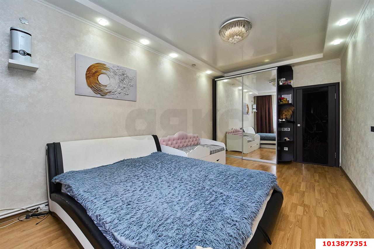 Фото №10: 2-комнатная квартира 55&nbsp;м², 2/3&nbsp;эт. - Краснодар, Центральный внутригородской округ, мкр. Дубинка, пр-д Пионерский, 44