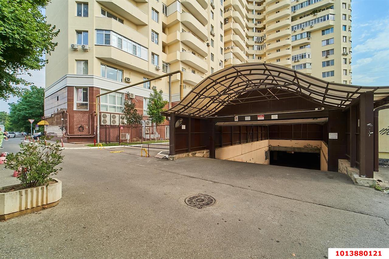 Фото №12: 4-комнатная квартира 205&nbsp;м², 5/11&nbsp;эт. - Краснодар, мкр. Западный внутригородской округ, ул. Фёдора Лузана, 23