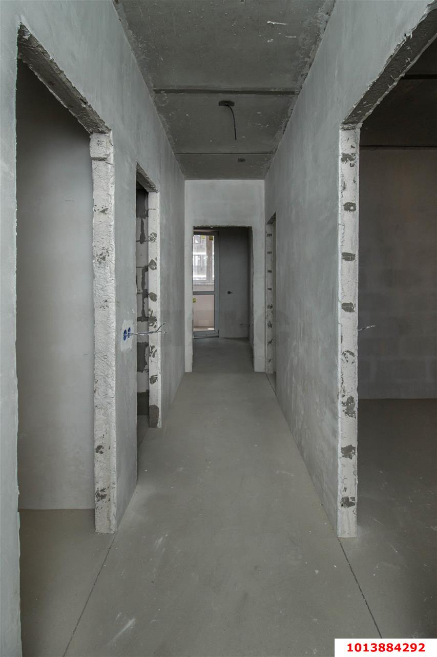 Фото №4: 3-комнатная квартира 74&nbsp;м², 2/16&nbsp;эт. - Краснодар, Прикубанский внутригородской округ, мкр. жилой комплекс Самолёт-2, ул. Западный Обход, 57