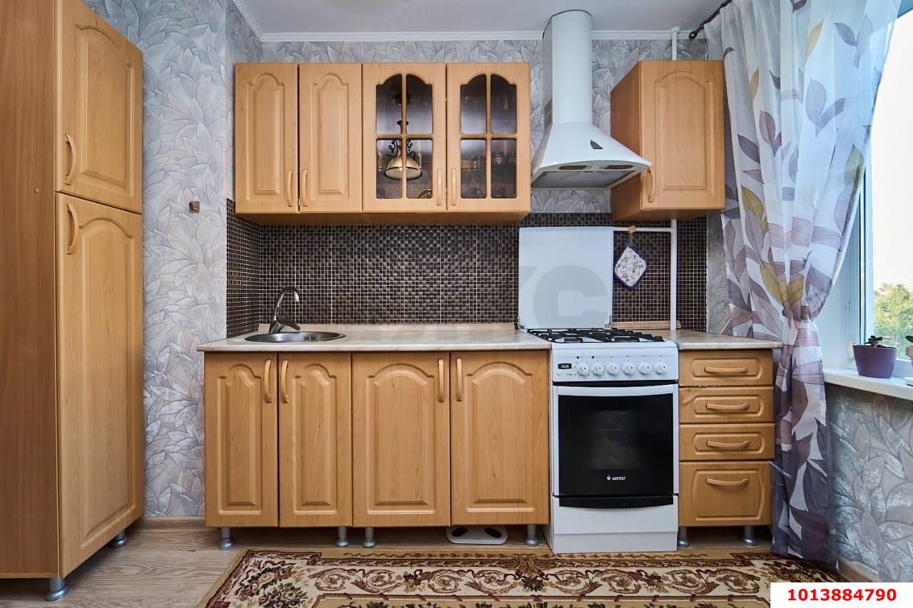 Фото №6: 4-комнатная квартира 75&nbsp;м², 8/9&nbsp;эт. - Краснодар, Карасунский внутригородской округ, мкр. Гидростроителей, ул. имени Игнатова, 51